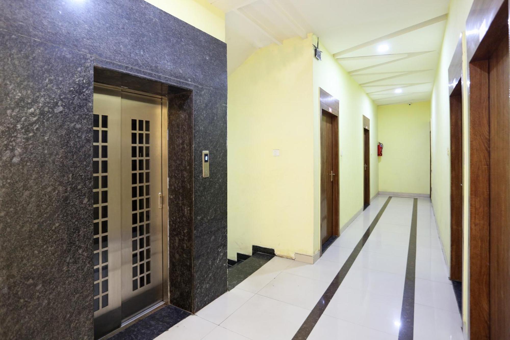 Collection O Hotel Pearl Rāipur エクステリア 写真